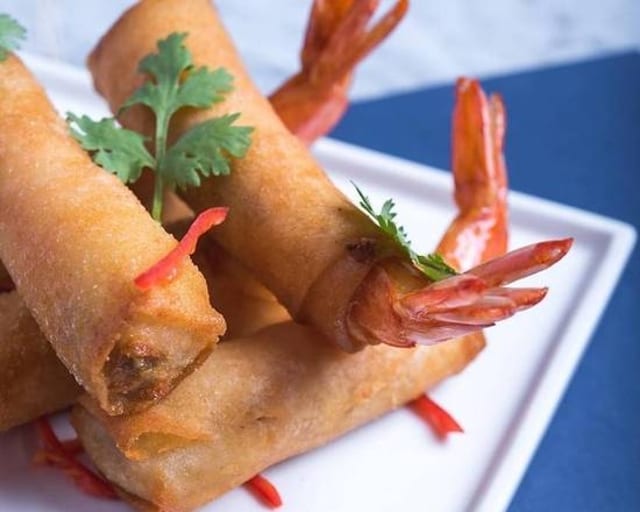 Bikini Shrimps กุ้งทอดเซ็กซี่.