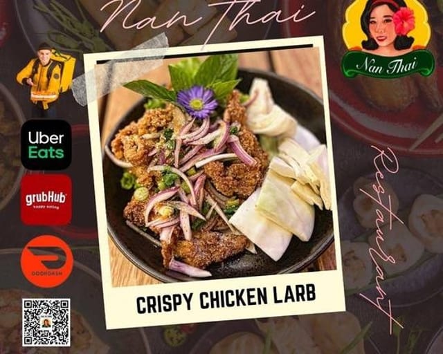 Crispy Chicken Larbb Salad ลาบไก่กรอบรสแซ่บ.
