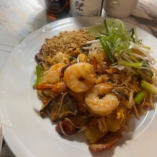 Hawaiian Pad Thai