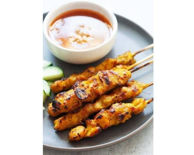 Satay Chicken ไก่สะเต๊ะ.