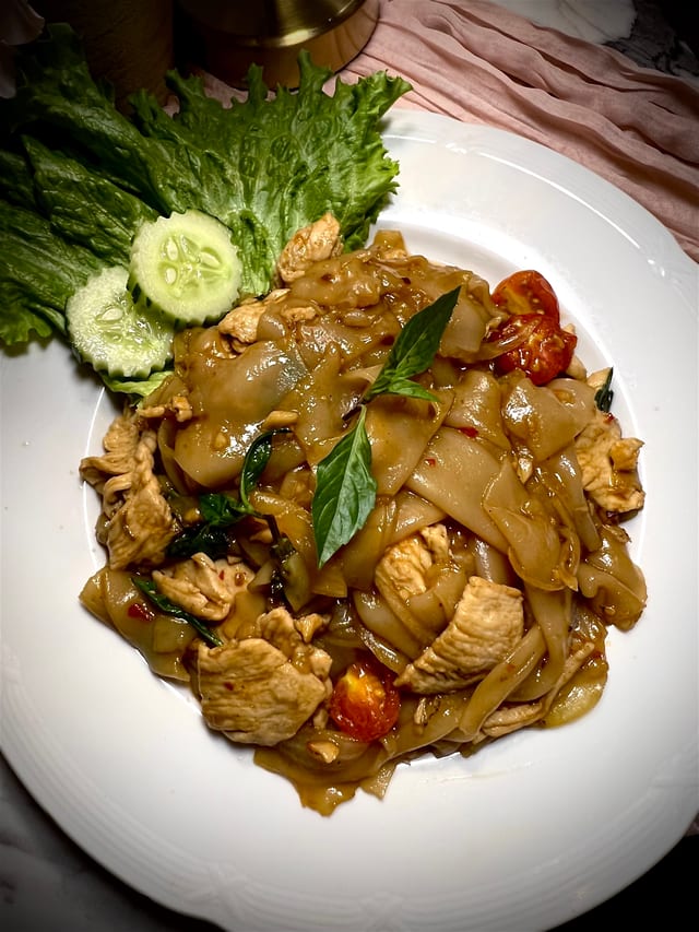 Drunken Noodle.