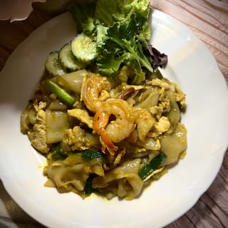 Pad See Ew ผัดซีอิ้ว